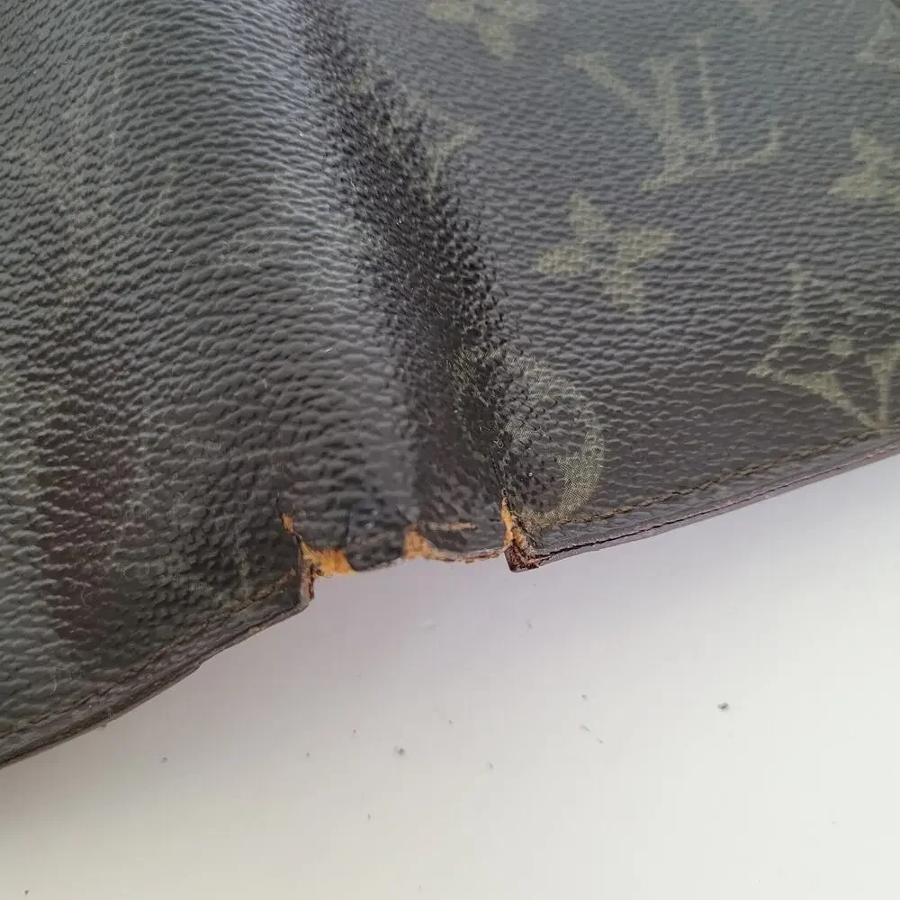 Vintage Louis Vuitton Men's‎ LV Brown Bi-Fold Leather Wallet Monogram Classic